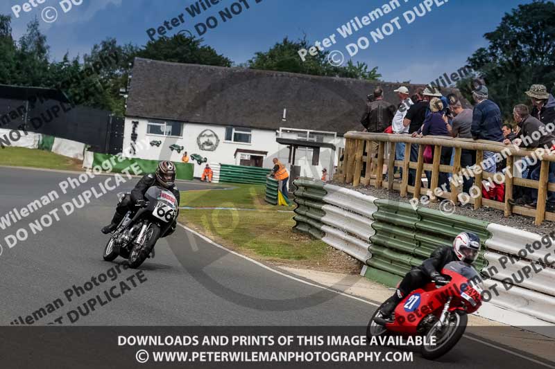 Vintage motorcycle club;eventdigitalimages;mallory park;mallory park trackday photographs;no limits trackdays;peter wileman photography;trackday digital images;trackday photos;vmcc festival 1000 bikes photographs